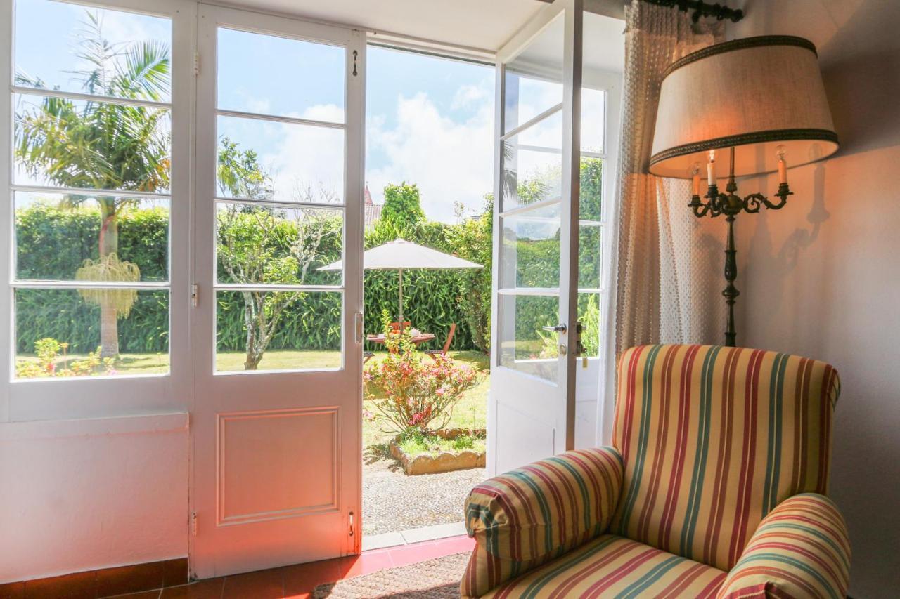 Domus Adepta Charming W Garden Villa Furnas  Luaran gambar